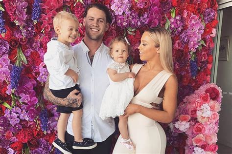 Tammy Hembrow engaged to new boyfriend